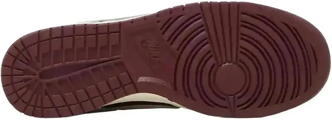 Nike Dunk Low Retro PRM "Valentine's Day" (2023)