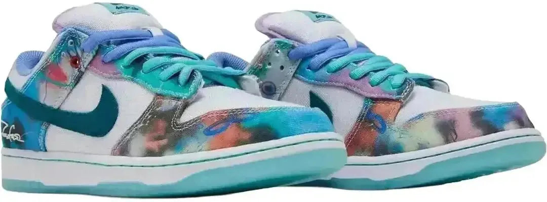 Nike SB Dunk Low Futura Laboratories Bleached Aqua
