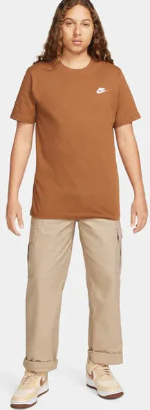 Nike Sportswear Club Tee Brown