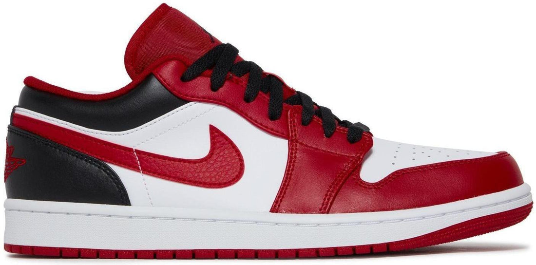 Air Jordan 1 Low Reverse Black Toe