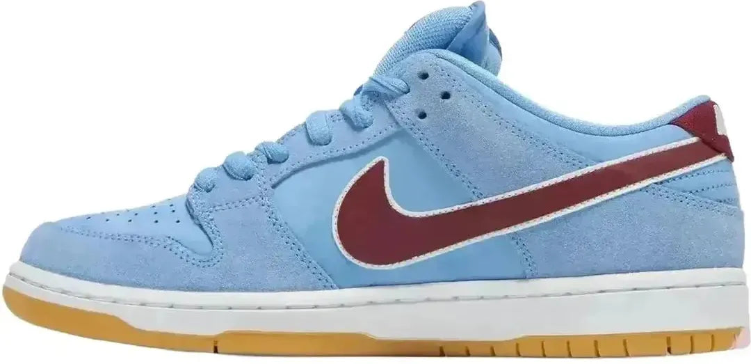 Nike SB Dunk Low "Philadelphia Phillies"