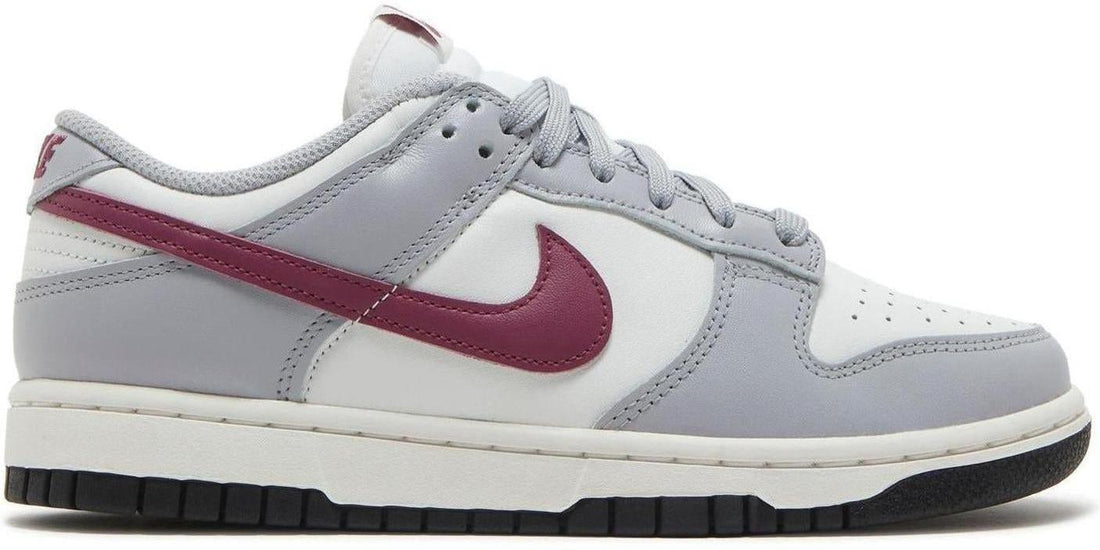 Wmns Dunk Low Pale Ivory Redwood