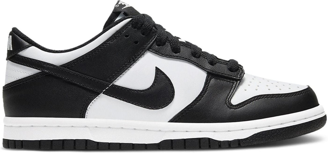 Dunk Low GS Black White ( ONLINE ONLY )