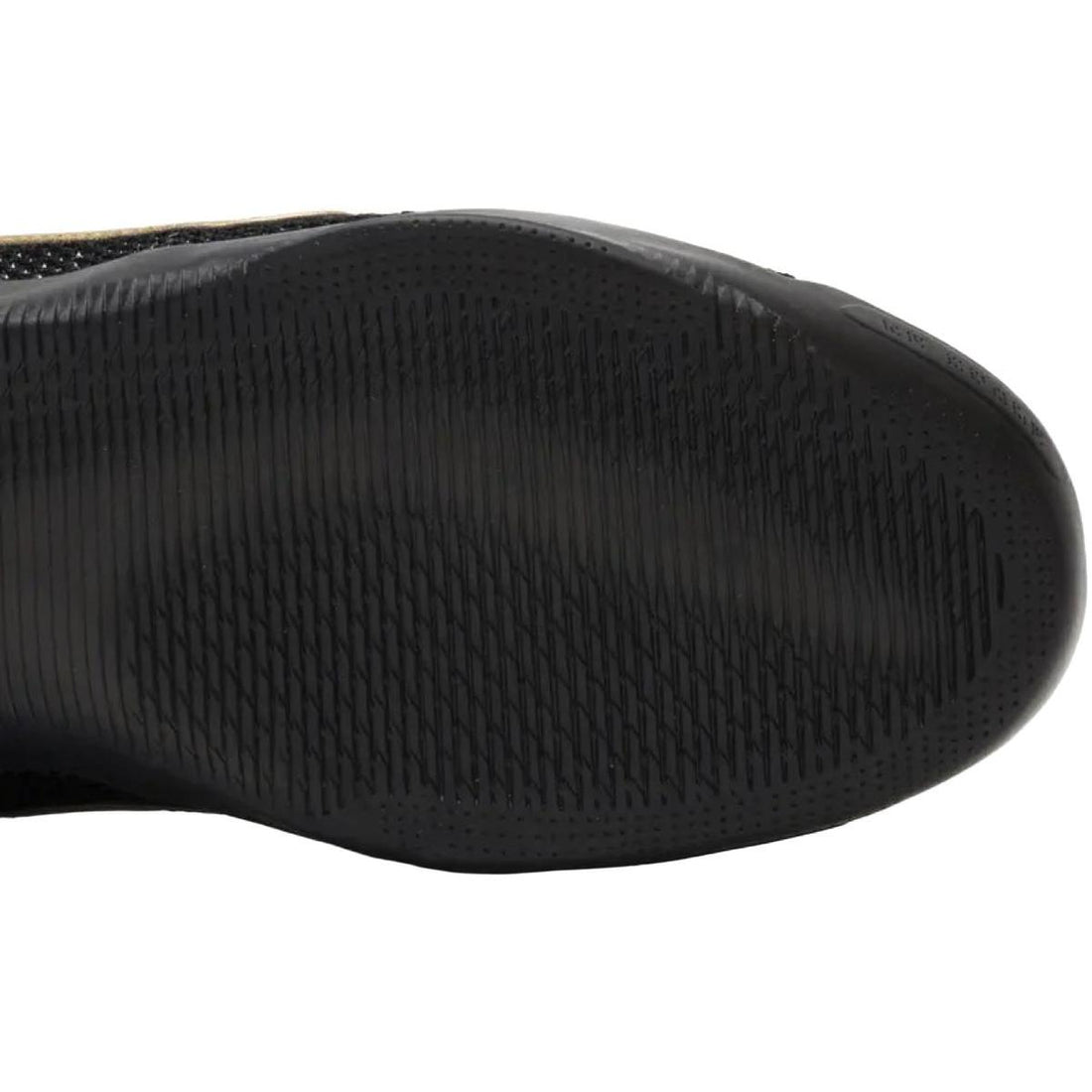 Kobe 11 Fade To Black