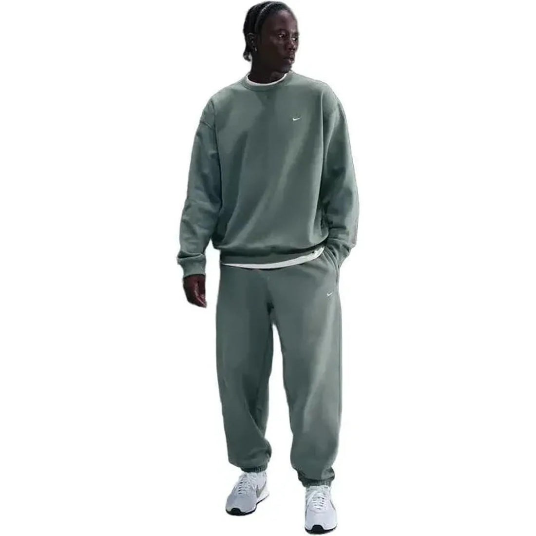 Nike Solo Swoosh Men's Cuffed Fleece Trousers