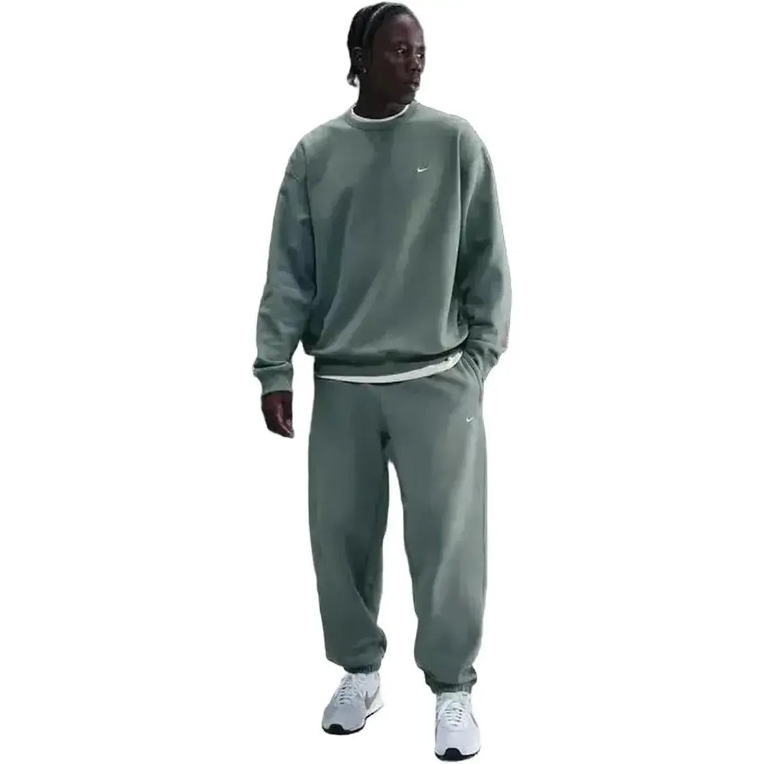 Nike Solo Swoosh Men's Cuffed Fleece Trousers